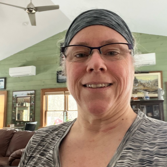 Meet your Posher, Lisa - Picture 5 of 16